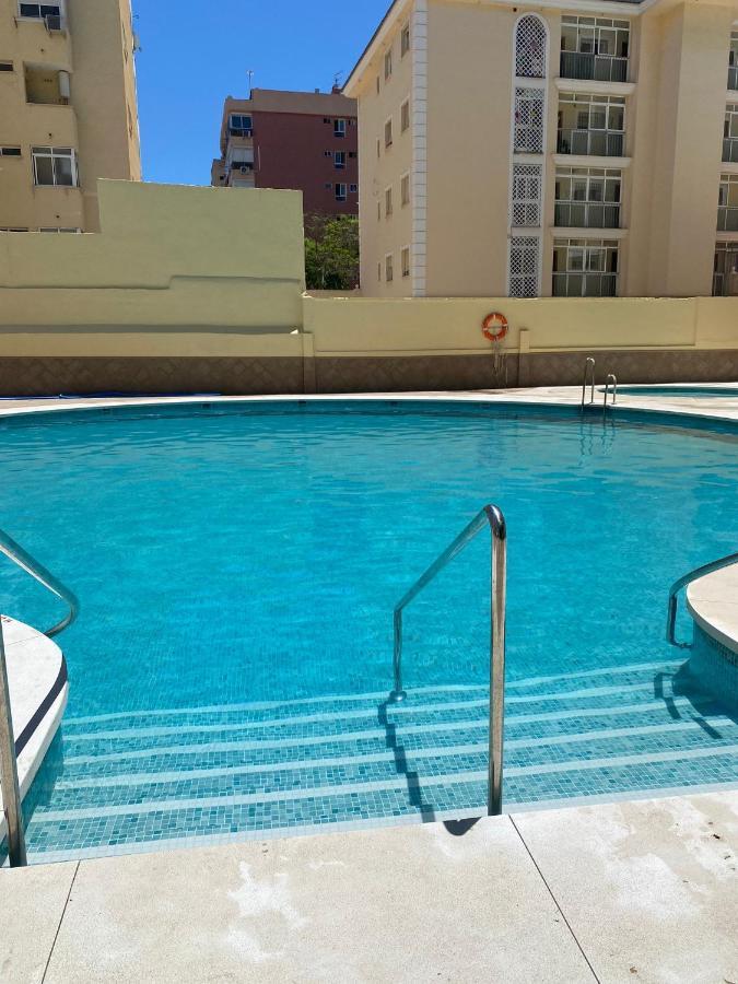 Apartamento Sonia ตอร์เรโมลิโนส ภายนอก รูปภาพ