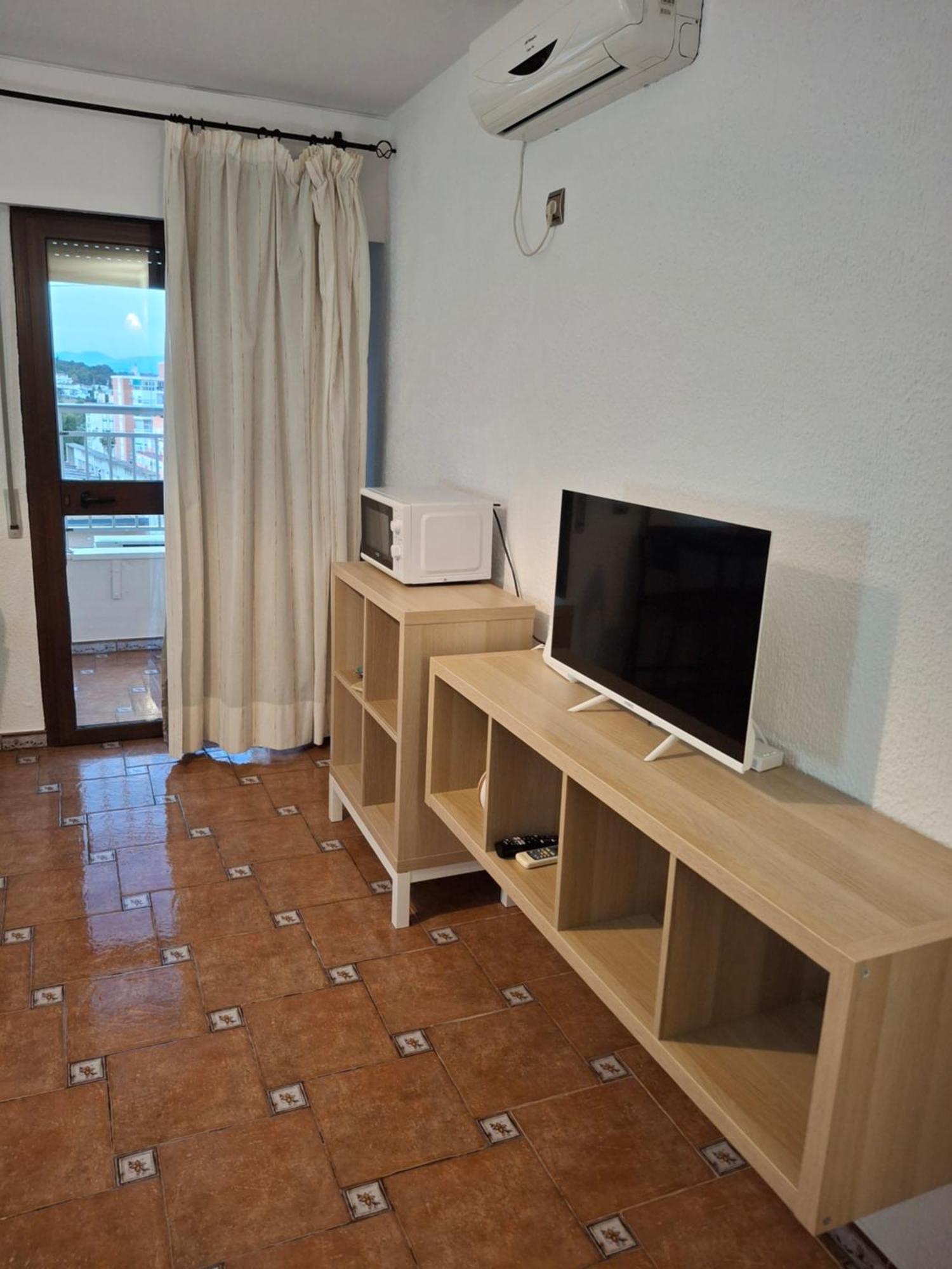 Apartamento Sonia ตอร์เรโมลิโนส ภายนอก รูปภาพ