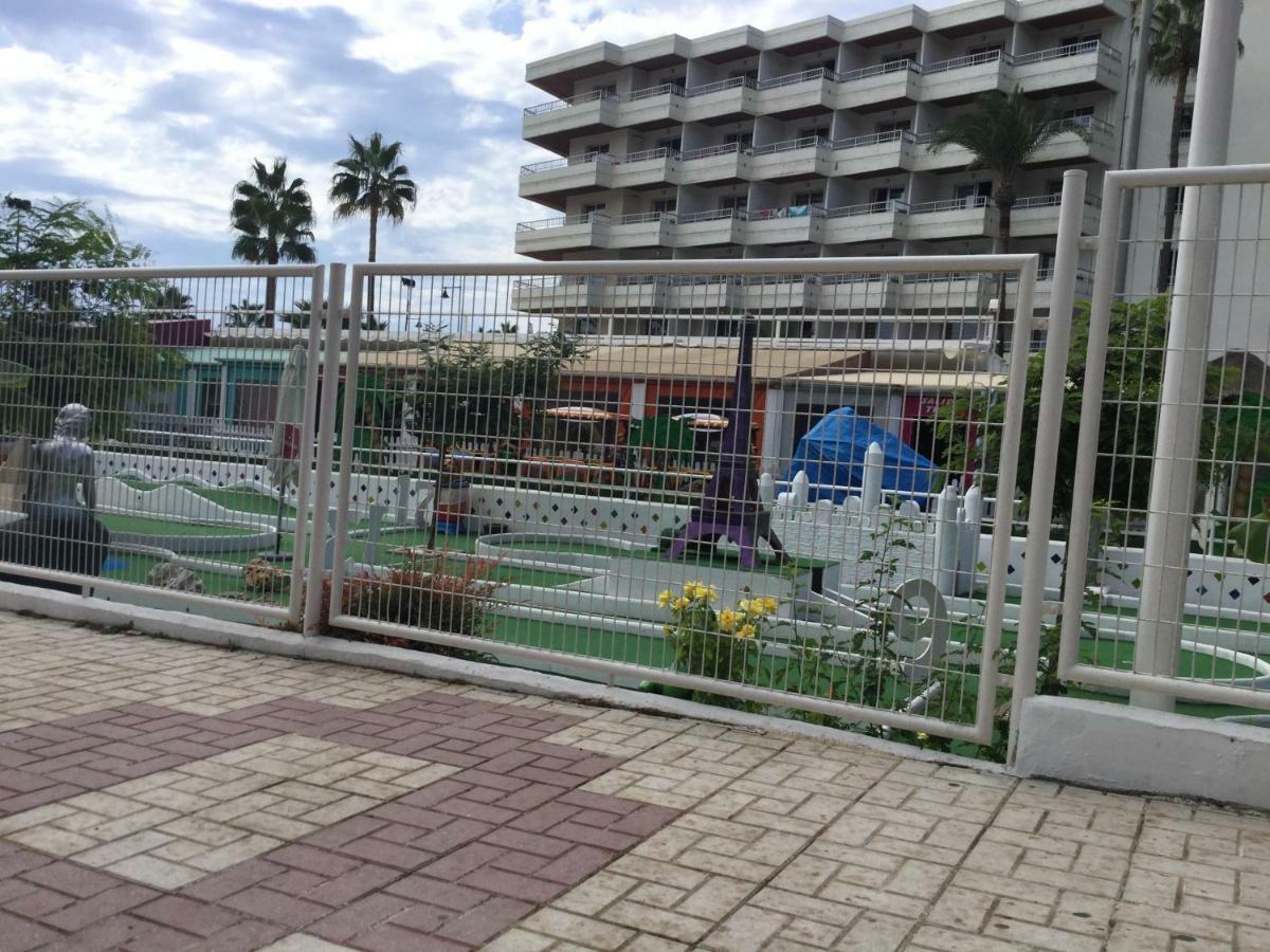 Apartamento Sonia ตอร์เรโมลิโนส ภายนอก รูปภาพ